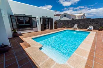 Villa El Faro con piscina privada en el sur de Lanzarote